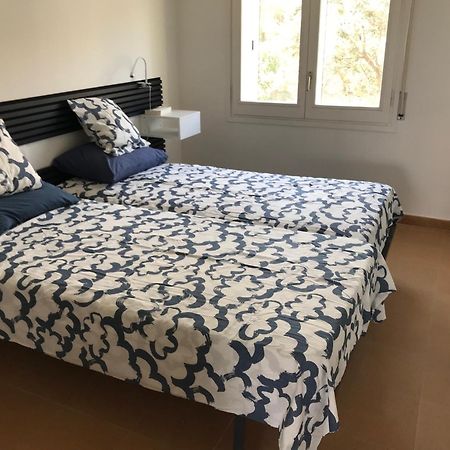 Stunning Sea Views From Luxury 4 Bed Apartment Close To Beach At Cap Ras Llanca Exterior photo