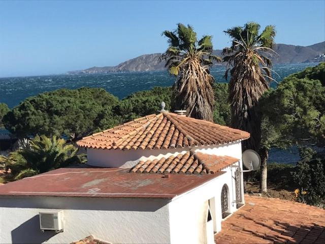Stunning Sea Views From Luxury 4 Bed Apartment Close To Beach At Cap Ras Llanca Exterior photo